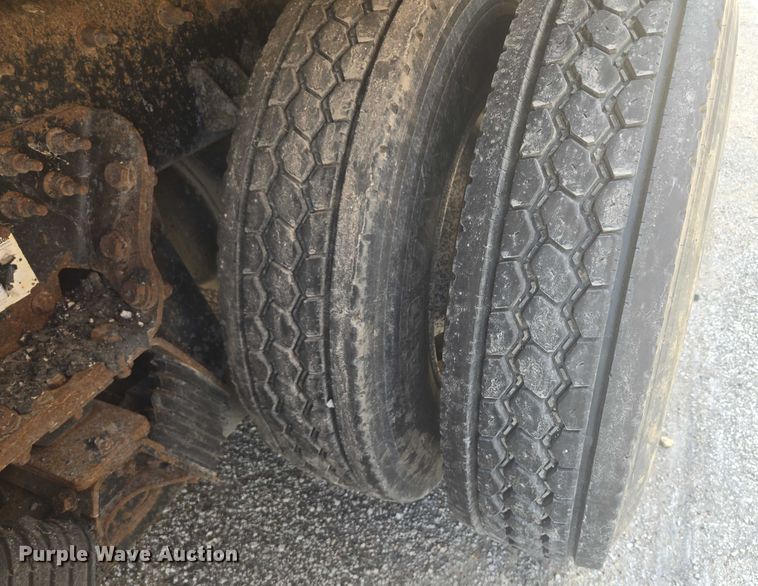 image for item EF1674 2014 International 7500 dump truck