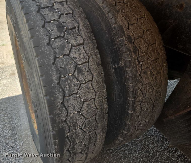 image for item EF1674 2014 International 7500 dump truck