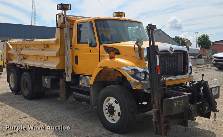 image for item EF1675 2013 International 7500 dump truck