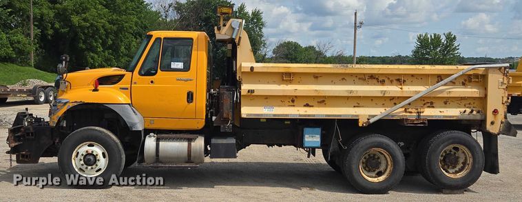 image for item EF1675 2013 International 7500 dump truck