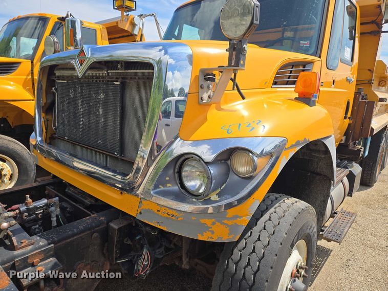 image for item EF1675 2013 International 7500 dump truck
