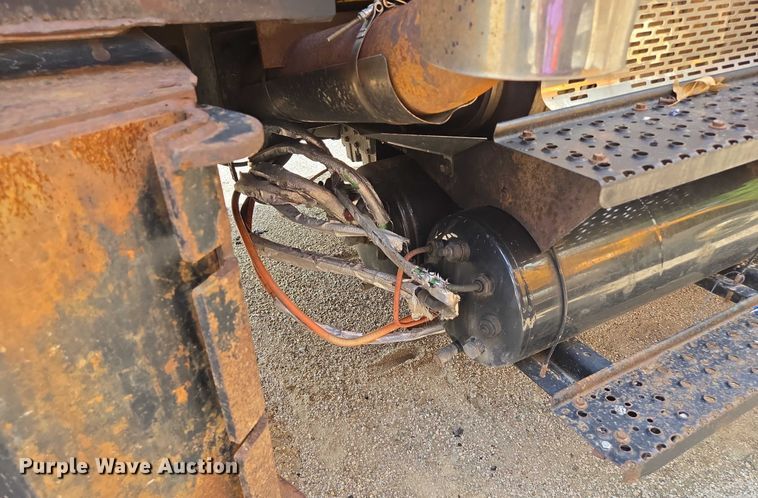 image for item EF1675 2013 International 7500 dump truck