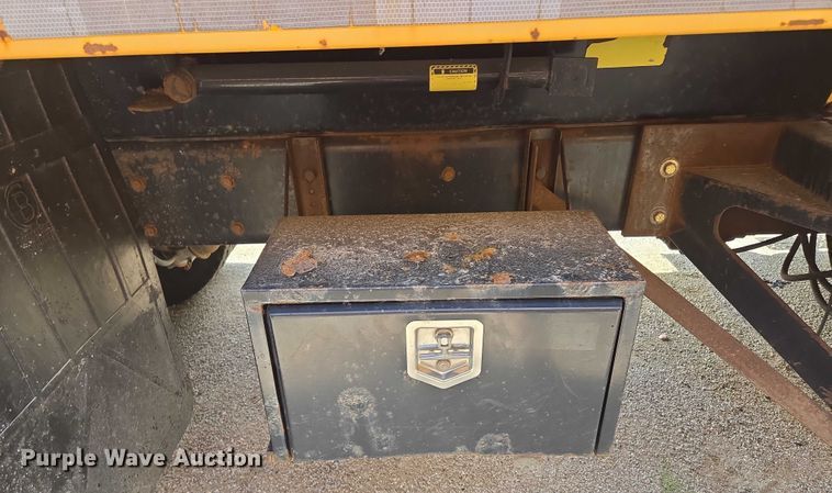 image for item EF1675 2013 International 7500 dump truck