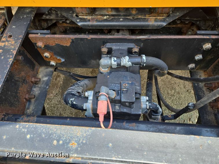 image for item EF1675 2013 International 7500 dump truck