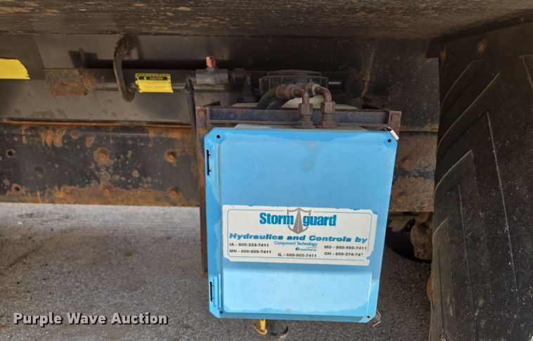 image for item EF1675 2013 International 7500 dump truck