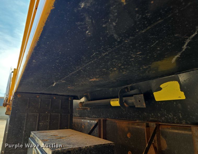 image for item EF1675 2013 International 7500 dump truck