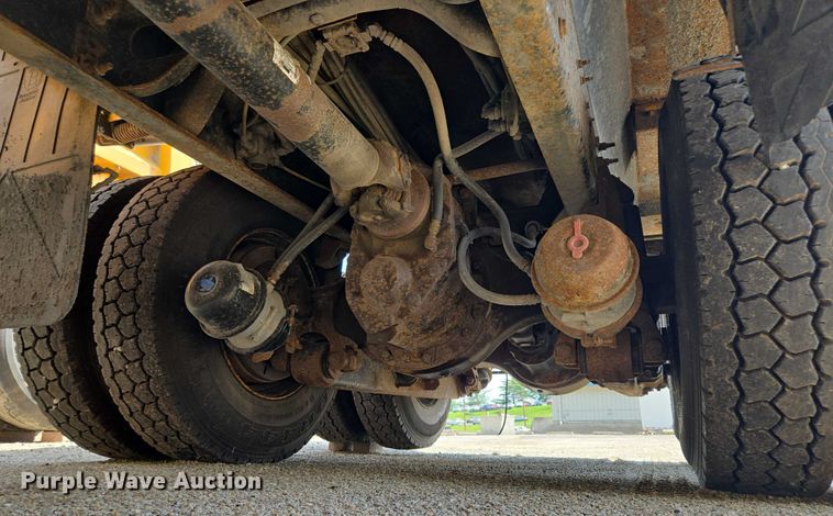 image for item EF1675 2013 International 7500 dump truck