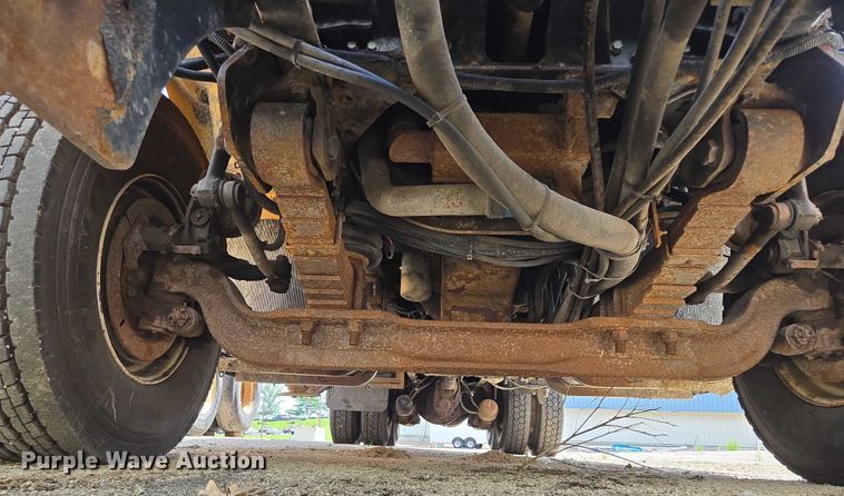 image for item EF1675 2013 International 7500 dump truck