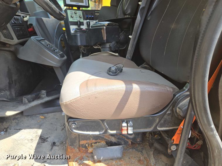 image for item EF1675 2013 International 7500 dump truck