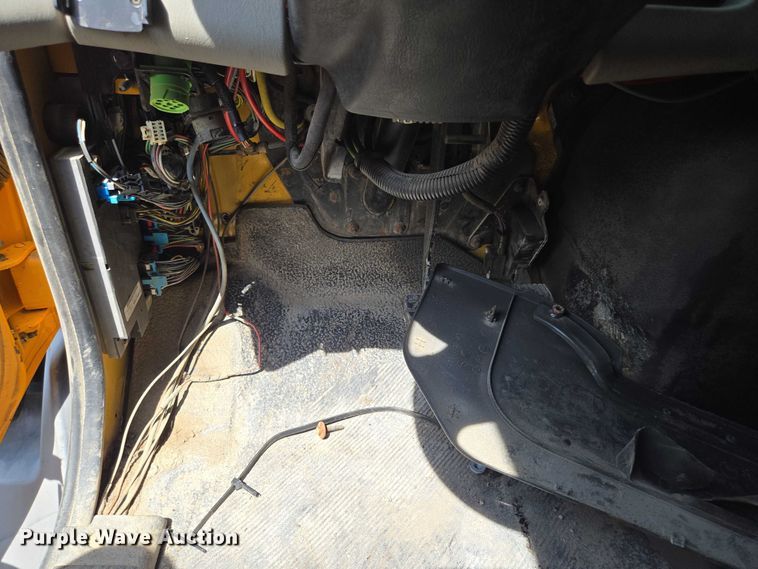 image for item EF1675 2013 International 7500 dump truck