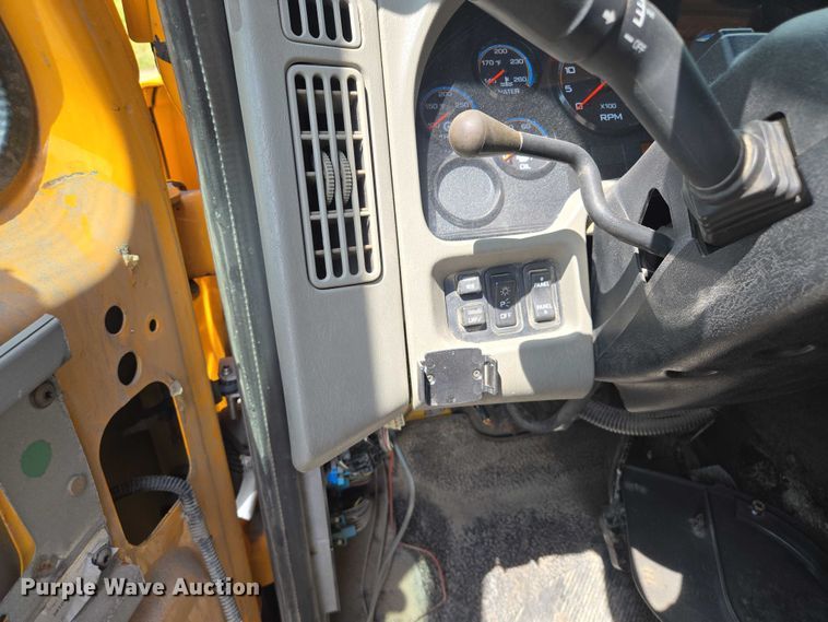 image for item EF1675 2013 International 7500 dump truck