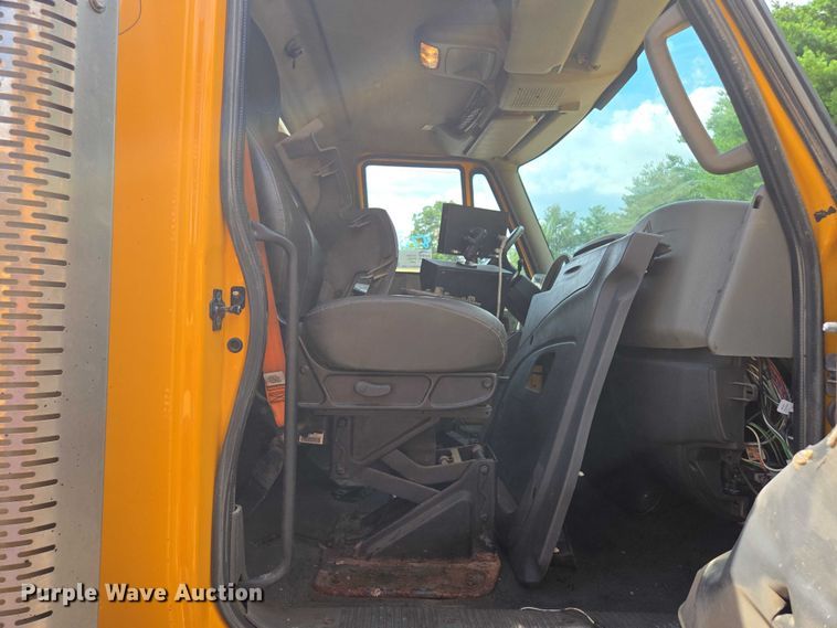 image for item EF1675 2013 International 7500 dump truck