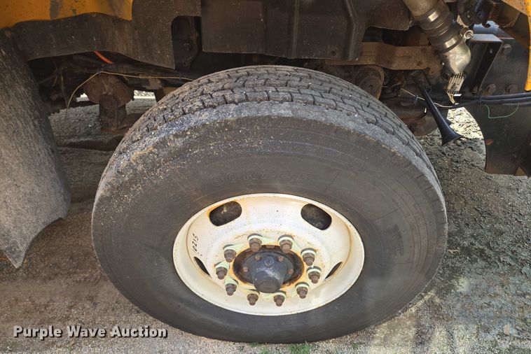 image for item EF1675 2013 International 7500 dump truck