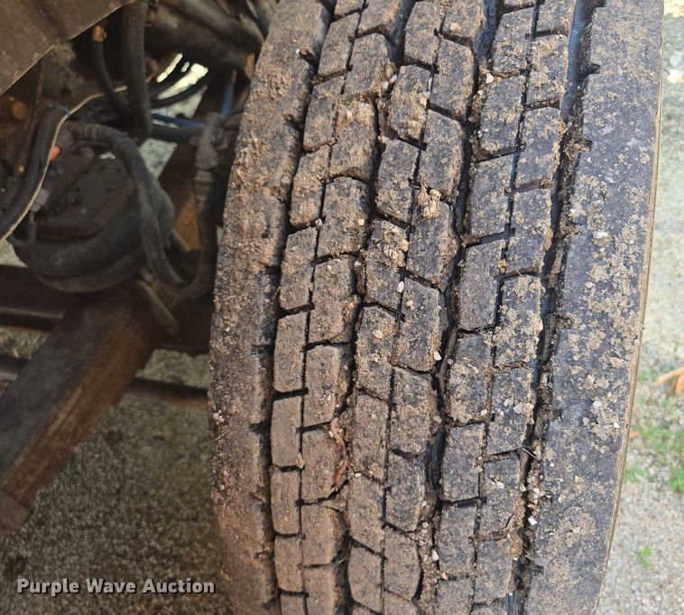 image for item EF1675 2013 International 7500 dump truck