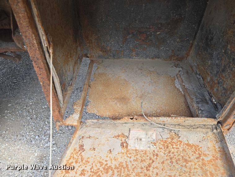 image for item EF1678 2008 Ford F450 Super Duty SuperCab flatbed truck