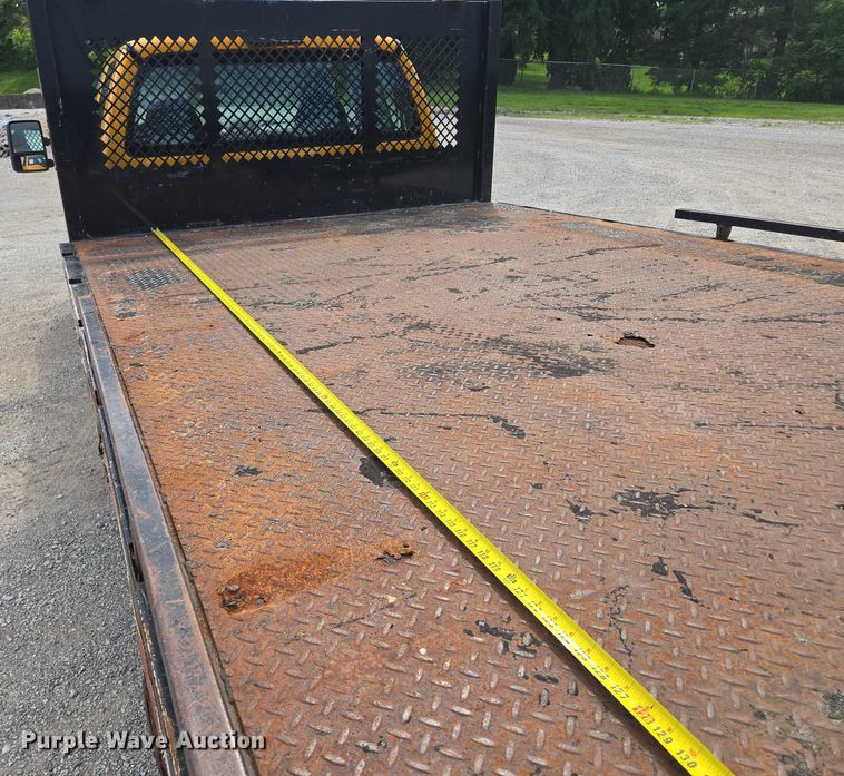 image for item EF1678 2008 Ford F450 Super Duty SuperCab flatbed truck