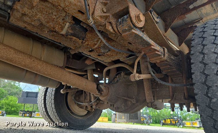 image for item EF1678 2008 Ford F450 Super Duty SuperCab flatbed truck