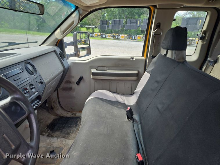 image for item EF1678 2008 Ford F450 Super Duty SuperCab flatbed truck