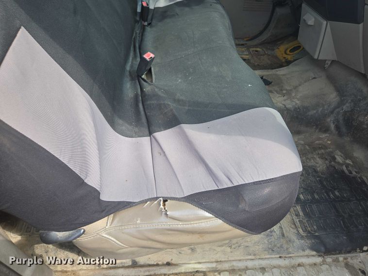 image for item EF1678 2008 Ford F450 Super Duty SuperCab flatbed truck