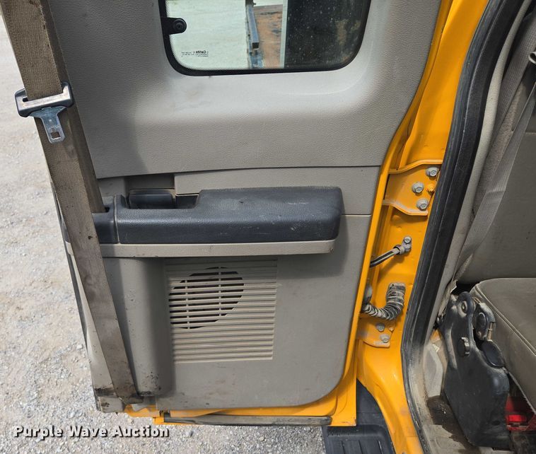 image for item EF1678 2008 Ford F450 Super Duty SuperCab flatbed truck