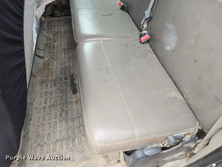 image for item EF1678 2008 Ford F450 Super Duty SuperCab flatbed truck