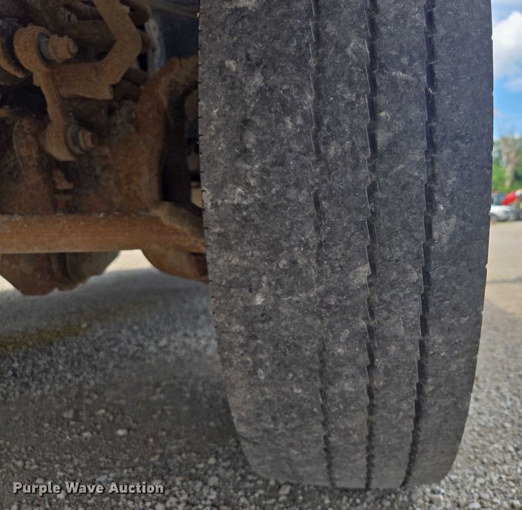 image for item EF1678 2008 Ford F450 Super Duty SuperCab flatbed truck