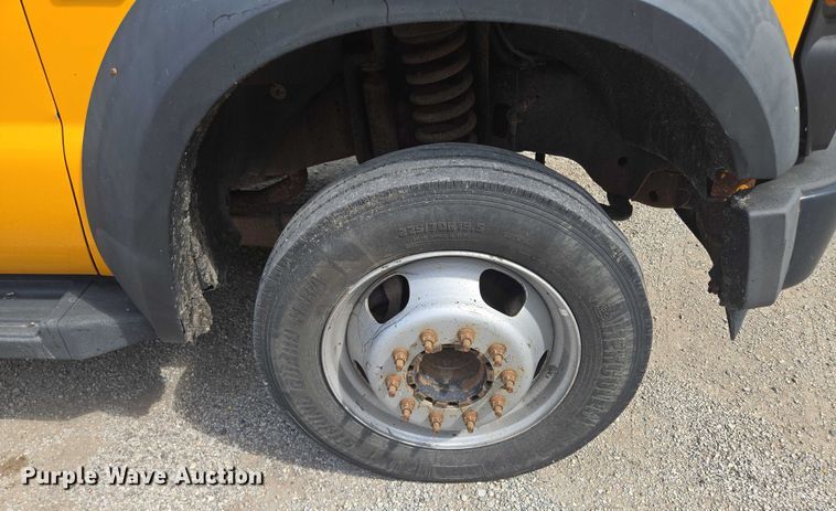 image for item EF1678 2008 Ford F450 Super Duty SuperCab flatbed truck