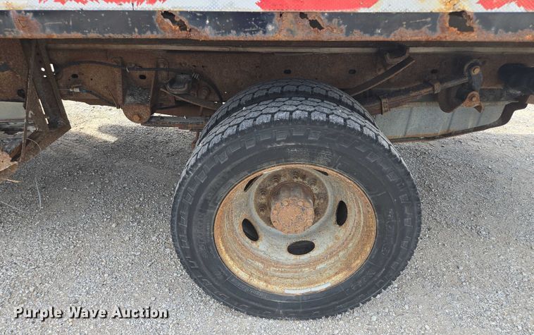 image for item EF1678 2008 Ford F450 Super Duty SuperCab flatbed truck