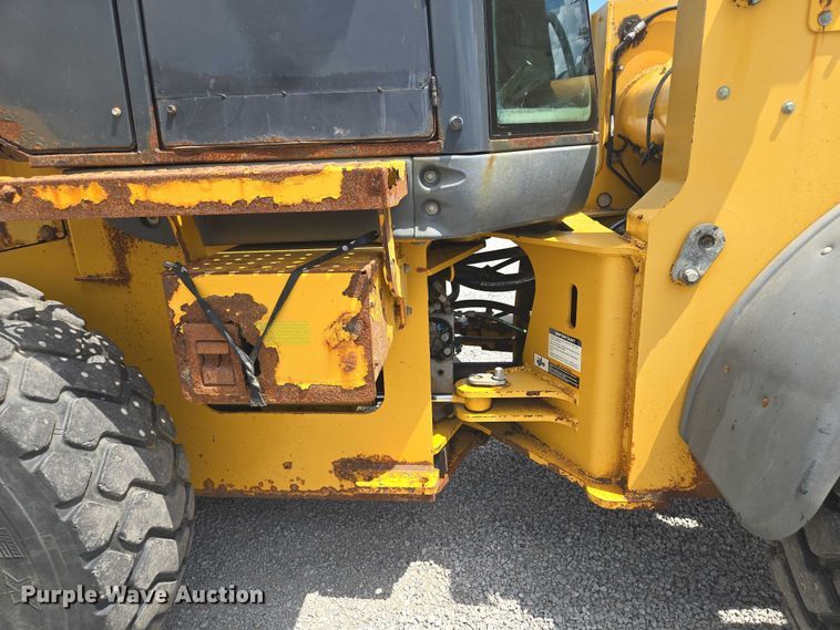 image for item EF1682 2009 John Deere 444K  high lift wheel loader