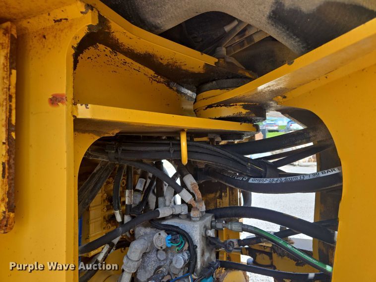 image for item EF1682 2009 John Deere 444K  high lift wheel loader