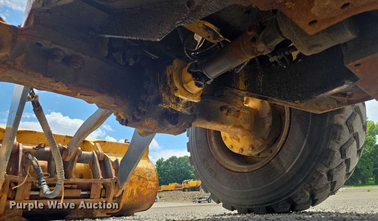 image for item EF1682 2009 John Deere 444K  high lift wheel loader