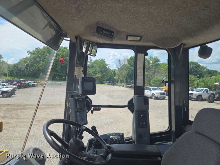 image for item EF1682 2009 John Deere 444K  high lift wheel loader