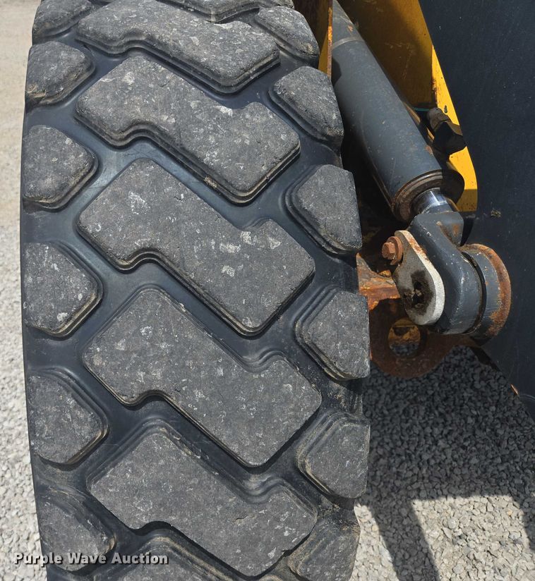 image for item EF1682 2009 John Deere 444K  high lift wheel loader