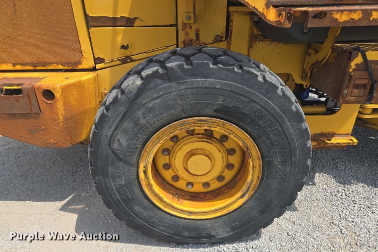 image for item EF1682 2009 John Deere 444K  high lift wheel loader