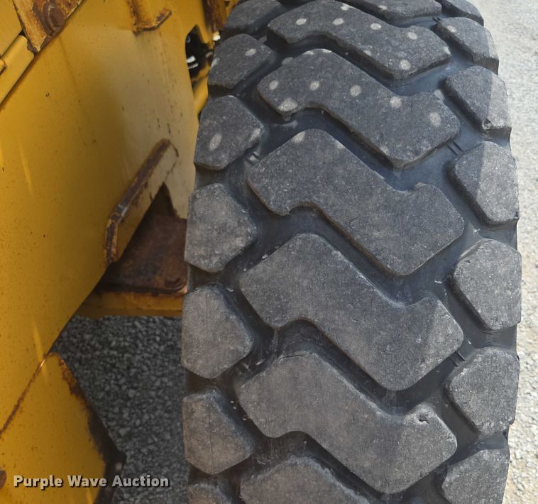 image for item EF1682 2009 John Deere 444K  high lift wheel loader