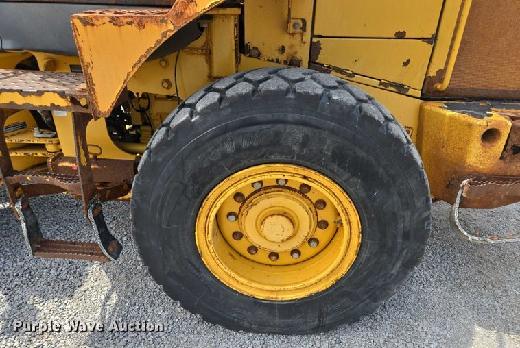 image for item EF1682 2009 John Deere 444K  high lift wheel loader