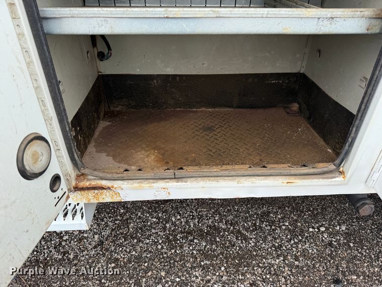 image for item EG1444 2012 International 4400  utility / service truck