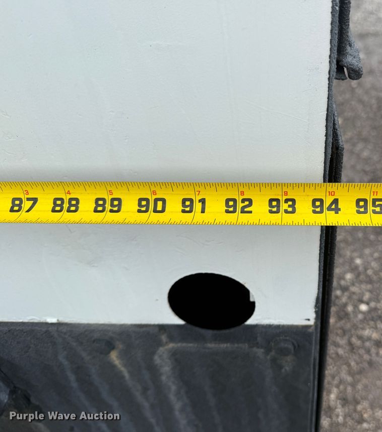 image for item EG1444 2012 International 4400  utility / service truck