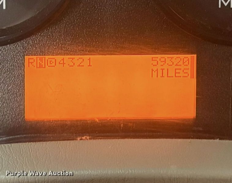 image for item EG1444 2012 International 4400  utility / service truck