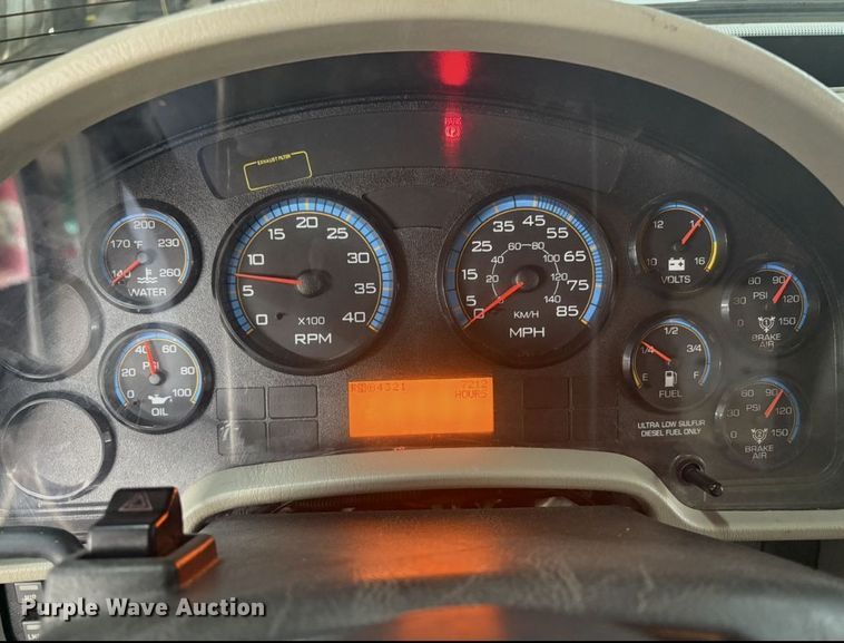 image for item EG1444 2012 International 4400  utility / service truck