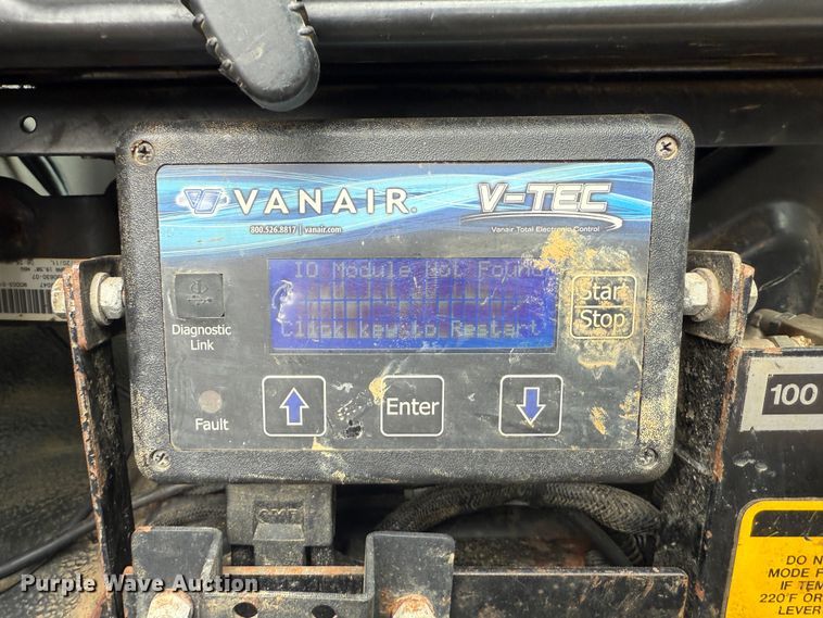 image for item EG1444 2012 International 4400  utility / service truck