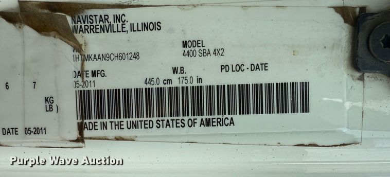 image for item EG1444 2012 International 4400  utility / service truck