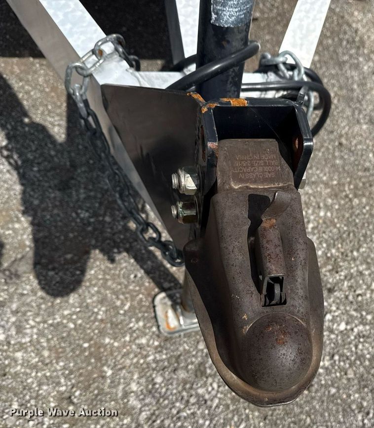 image for item EG5819 2022 InTech Trailers fiber optic splicing trailer