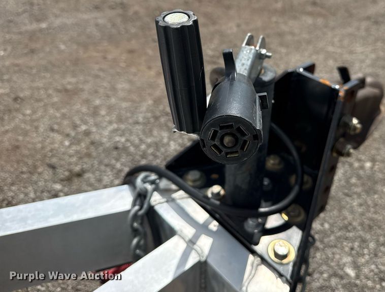 image for item EG5819 2022 InTech Trailers fiber optic splicing trailer