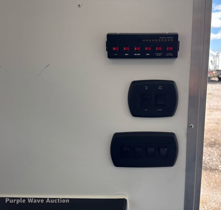 image for item EG5819 2022 InTech Trailers fiber optic splicing trailer