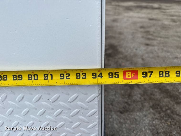 image for item EG5886 2009 Ford F750 Super Duty Crew Cab utility / service truck