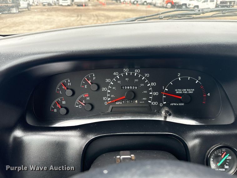 image for item EG5886 2009 Ford F750 Super Duty Crew Cab utility / service truck