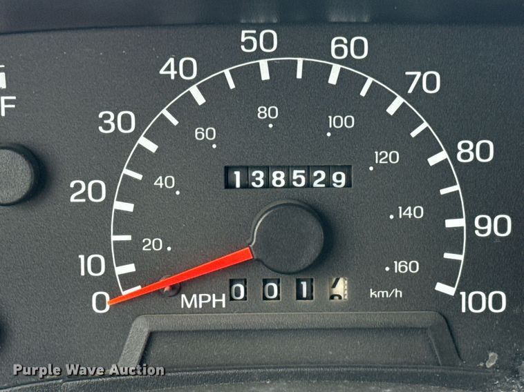 image for item EG5886 2009 Ford F750 Super Duty Crew Cab utility / service truck