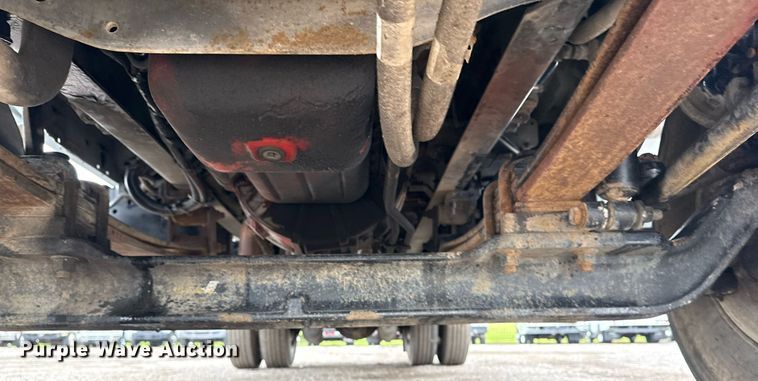 image for item EG5886 2009 Ford F750 Super Duty Crew Cab utility / service truck