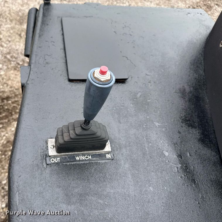 image for item EG5888 2010 International 4400 bucket truck